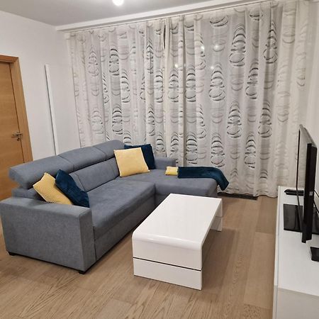 ברטיסלאבה Stylish Panorama City Family Suite מראה חיצוני תמונה